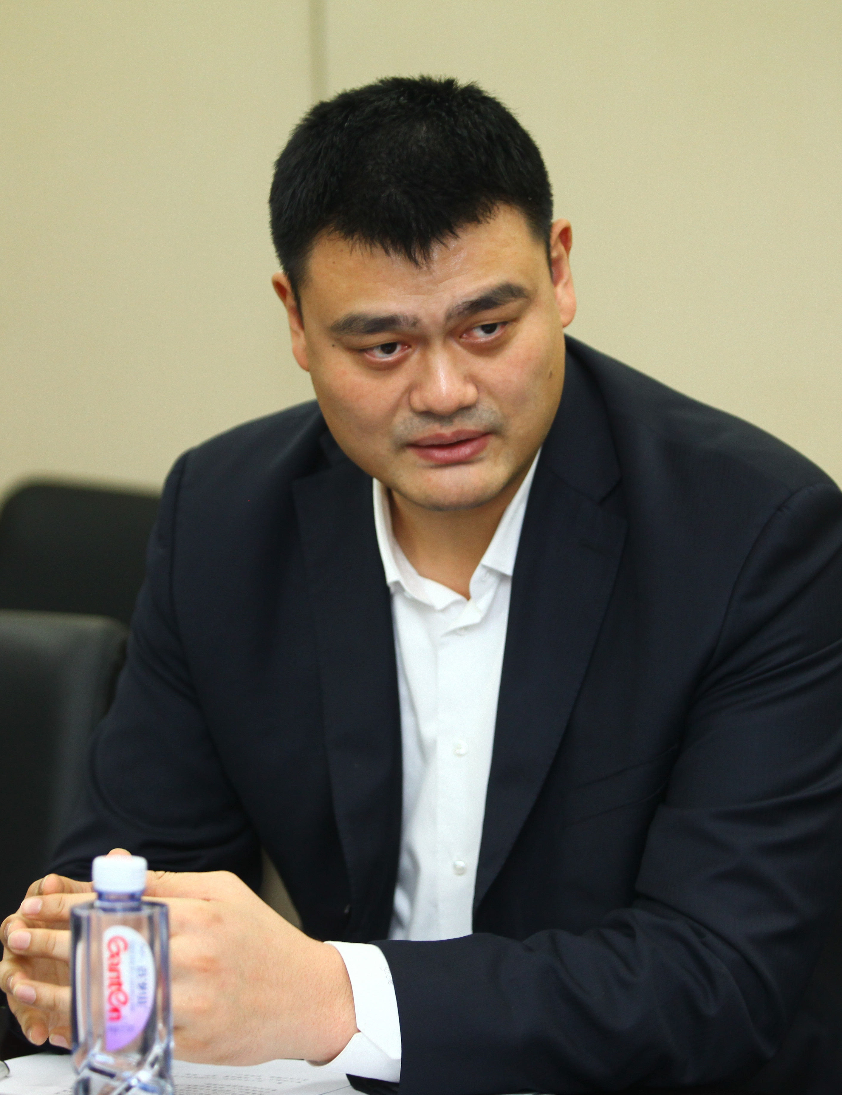而在进攻端