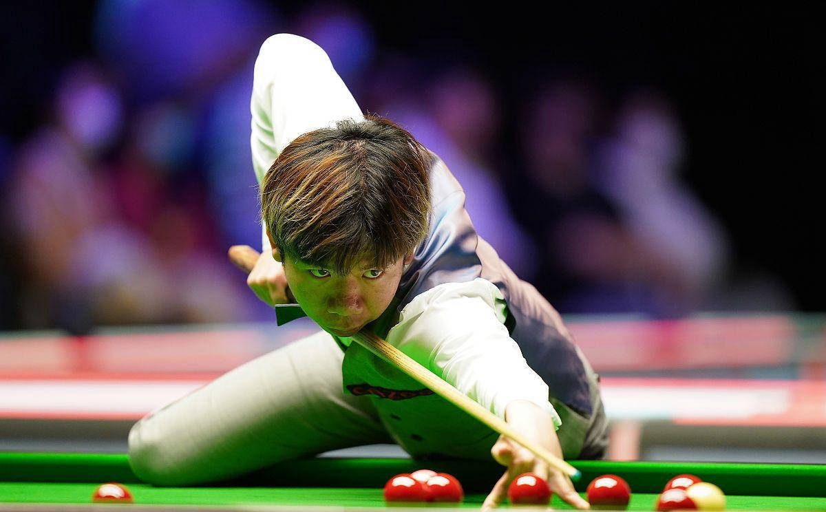 她让教练组 她让教练组