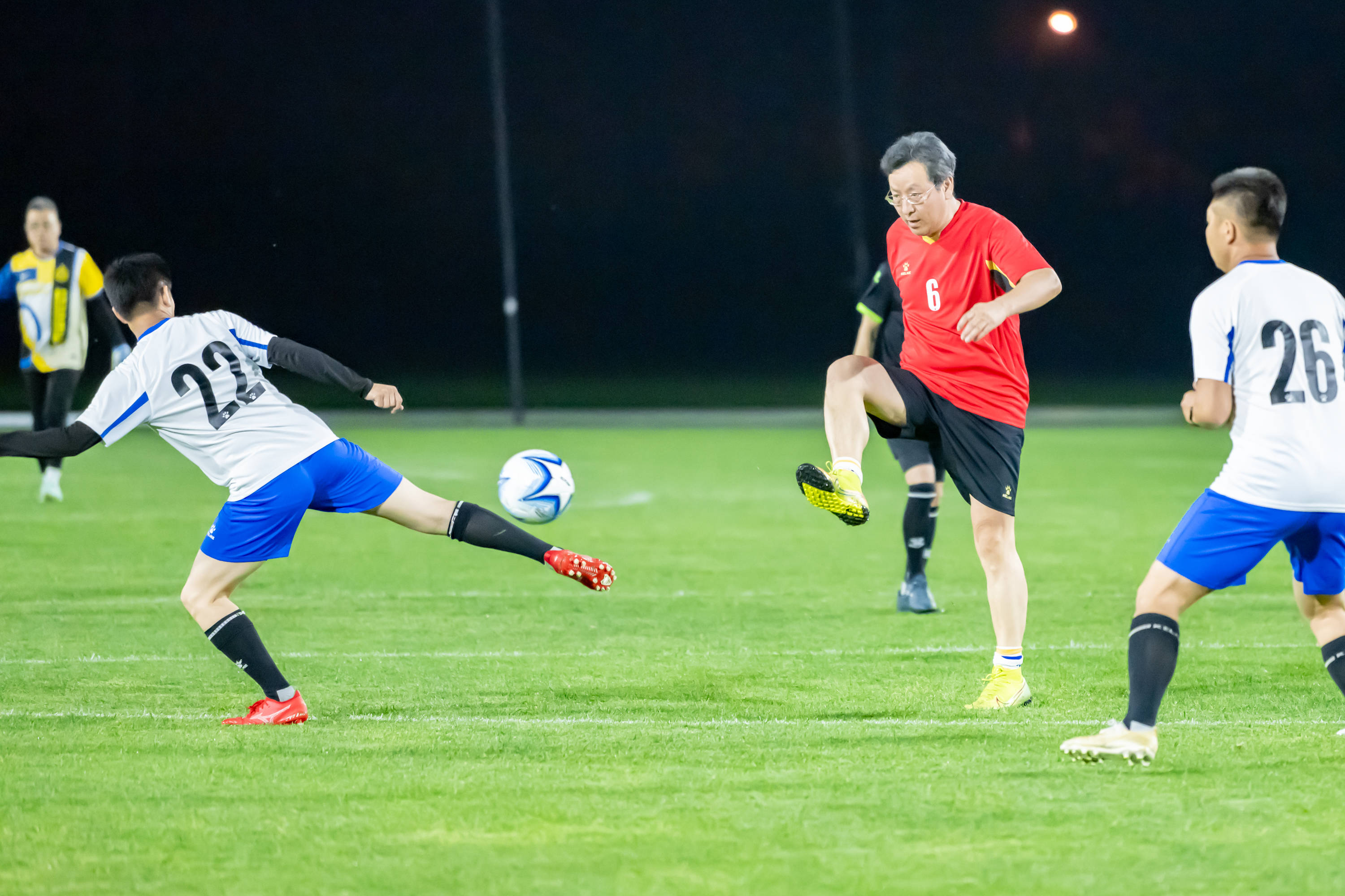 解足球文化 解足球文化