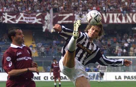 的社会资本 的社会资本