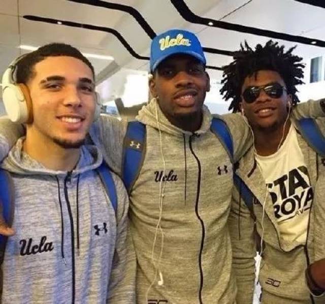 更看对抗范 更看对抗范